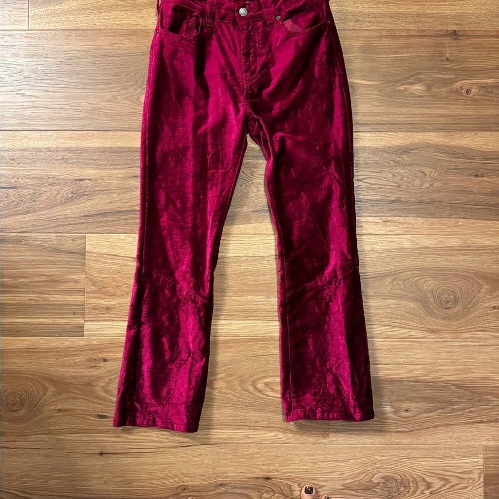 FREE PEOPLE FUSCHIA CRUSHED VELVET  CROP 5 POCKET PANTS JEANS SIZE 26 - Picture 2 of 4